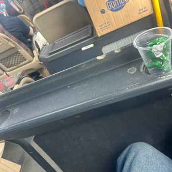 Kale Seyahat Otobüsünde Temizlik Ve Bakım Eksikliği Yolcuların Güvenini Sarsıyor