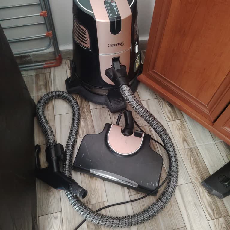 45000 TL'lik Süpürge Başlığı Arızalı, Servis İlgisiz Ve Çözüm Yok