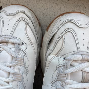 Skechers Kadın Ayakkabısında Erken Yıpranma Ve Dikiş Açılması