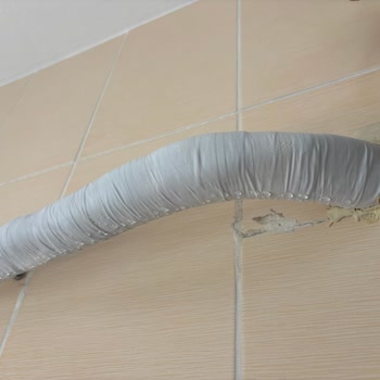 Samsung Klimada Sürekli Su Sızıntısı Ve Yetersiz Servis Sonucu Değişim Talebi