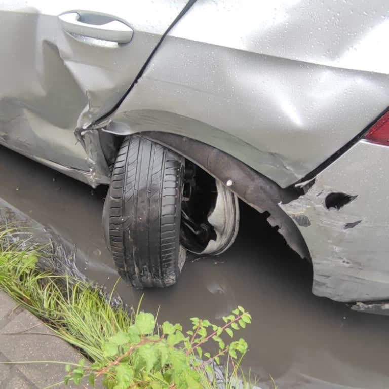 Şasi Ve Podye Hasarı Olan Araçta Açıklama Yapmadan Onarım Kararı