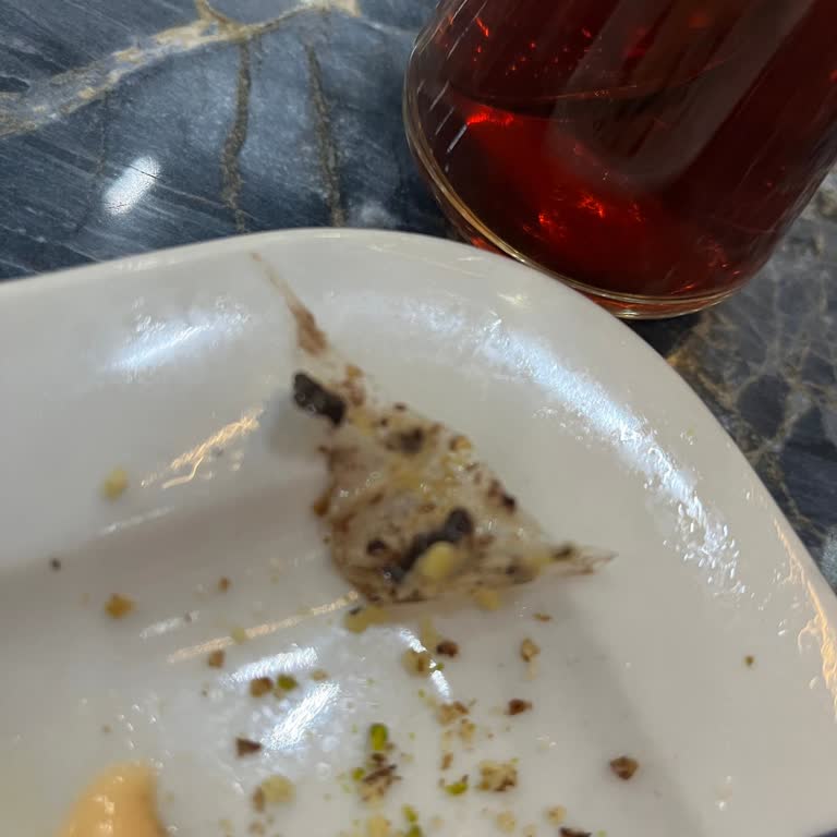 Mado ArenaPark Şubesinde Dondurmanın İçinde Plastik Poşet Parçası