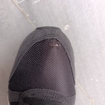 Puma Ayakkabısında 1 Yılda Parmak Yırtılması Ve Mağaza Kapalı Olduğu İçin Değişim Talebi