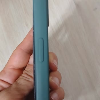 İPhone 13 Bataryası Şişti, Ücretsiz Değişim Talebi