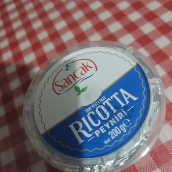 Migros Beşirli Şubesinde Son Tüketim Tarihi Öncesi Küflü Ricotta Peynir
