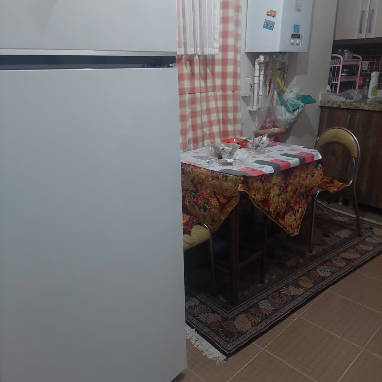 Yan Duvarları Aşırı Isınan Beko Buzdolabının Değişim Talebi
