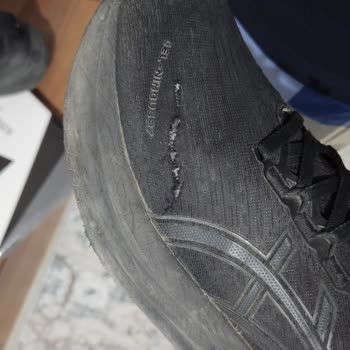 Asics Nimbus 27 Ayakkabısının Yan Açılması Ve Kargo İadesi Reddi
