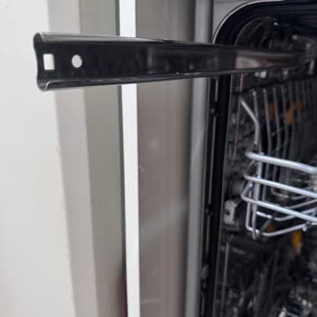 Arçelik Bulaşık Makinesi Sürekli Arızalı Ve 10.380 TL Ücret İadesi Talebi