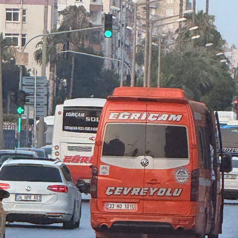 Mersin Otobüsünde Şoförün Aşırı Dolu Araç Kullanımı Güvenliği Tehlikeye Attı