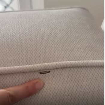 Enza Home’dan Gelen Hasarlı Koltuk Takımına Acil Ücretsiz Tamir Talebi