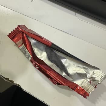 Nescafe Ürün İçindeki Metal Parçaya Benzeyen Nesne Sağlık Riski