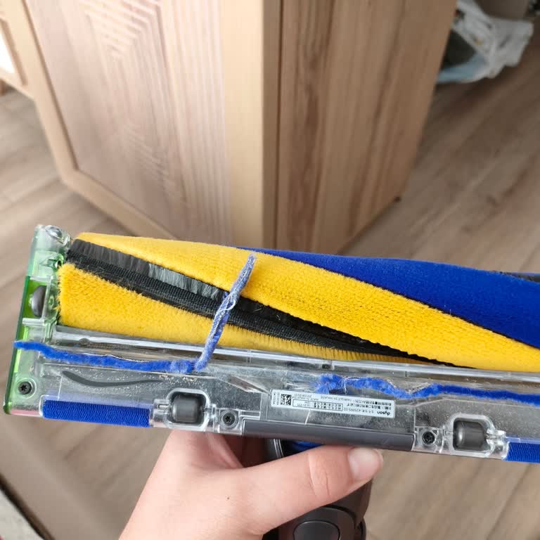 Dyson V12 Zemin Başlığı Hızla Kavlanıyor, Garanti Reddiyle Mağdur
