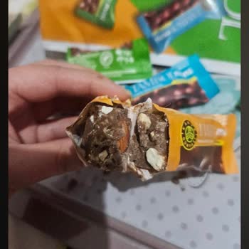 Bozuk Bademli Çikolata Ve Cevapsız Şikayet