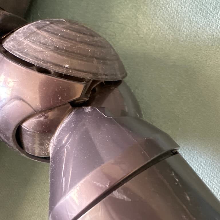 Dyson Halı Başlığı Çatladı, 5.700 TL Değişim Ücretiyle Mağduriyet