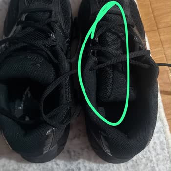 Ayıplı Nike Ayakkabı İçin 72 Saat Bekleme Ve Hemen İade Talebi