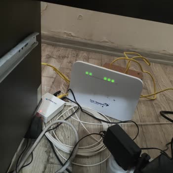 İnternet Ve Tivibu Kesintisi, Müşteri Hizmetlerinden Cevap Yok