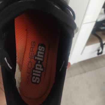 Skechers Koşu Ayakkabısında Kısa Sürede Oluşan Topuk Açılması Ve Ürün Değişimi Talebi