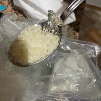 Sushi Pirincinde Kuş Dışkısı Tespiti: Metro Market Eskişehir Şubesi