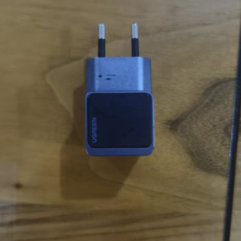 Ugreen Şarj Cihazında Lekelenme Ve Aşırı Isınma, Amazon Garanti Talebinde Yanıltıcı Yönlendirmeler