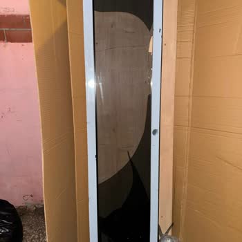 Kırık Gardırop Teslimi Ve İade Sürecinde Yaşanan Oyalama Ve İletişimsizlik