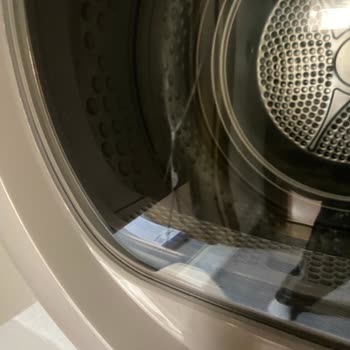 Kurutma Makinesinde Hatalı Çalışma, Çatlak Cam Ve Cevapsız Servis