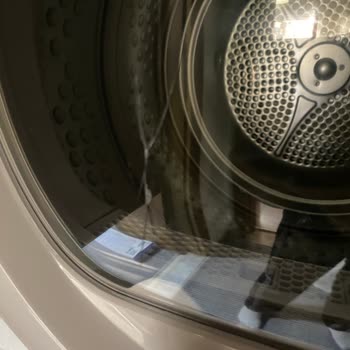Kurutma Makinesinde Hatalı Çalışma, Çatlak Cam Ve Cevapsız Servis
