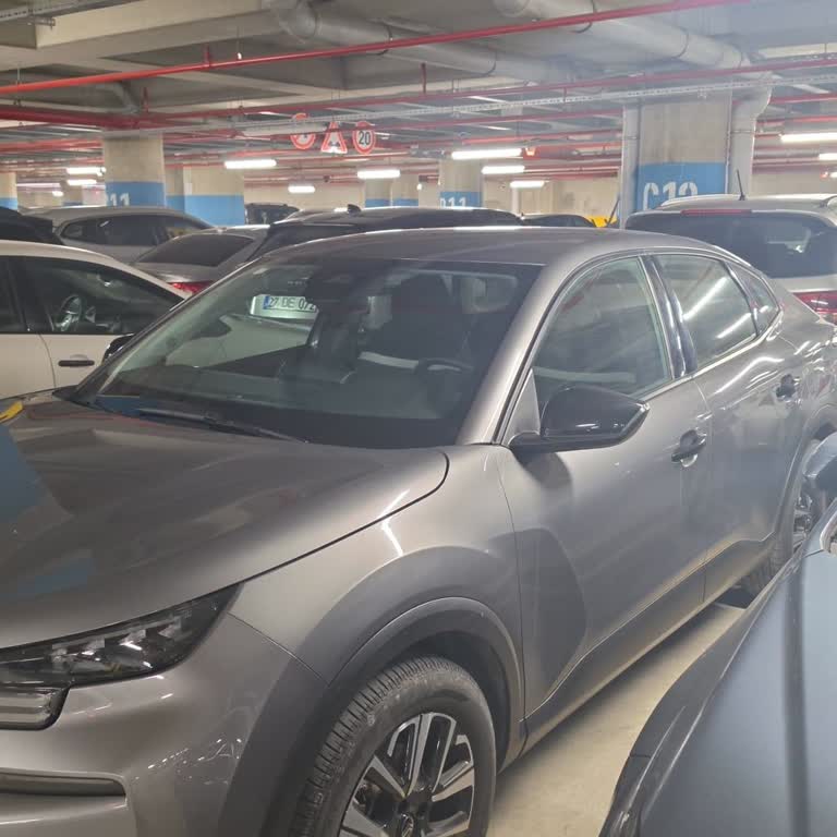 Yanıltıcı SUV İddiası, Gerçekten Sedan Verildi Ve Camlar Sürekli Buğulandı