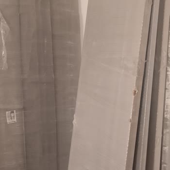 Eksik Gardırop Ve Koltuk Ayakları İçin Acil Kurulum Talebi