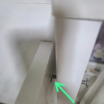 Tamamı MDF Olmadığı Ve Korkulukları Hatalı Kesilen Ranza Şikayeti