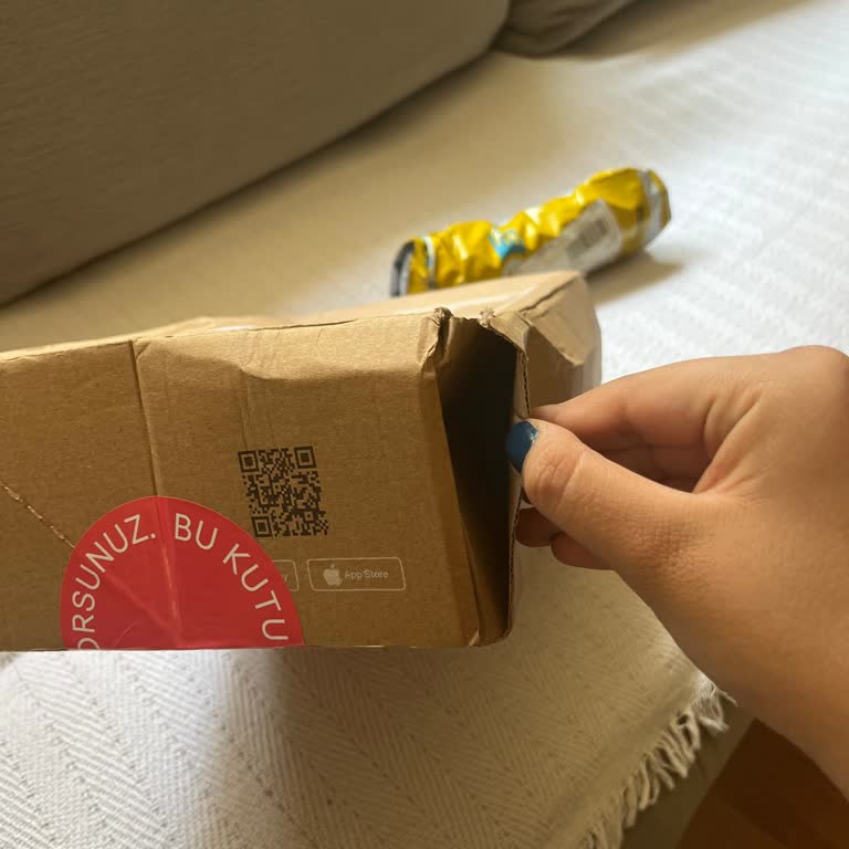 Kargo Kutusu Açılmış Ve Hasarlı, Ürün Değişimi Talep Ediyorum