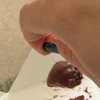 Superfresh Brownie Topunda Kıl Parçası Bulunması Sağlık Ve Hijyen Endişesi