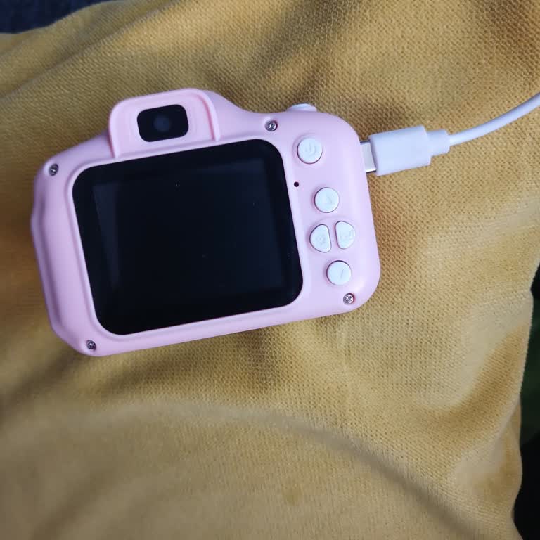 Şarj Olmayan Bood Çocuk Fotoğraf Makinesi Ve Ulaşılamayan Yetkili Servis