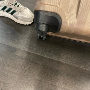 Bagaj Tekerlek Hasarı Ve 2.000 TL Tazminat Talebi