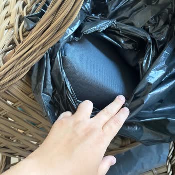 Bambi Mağazasından Gelen Yanlış Renkli Balkon Minderleri İçin Acil Değişim Talebi