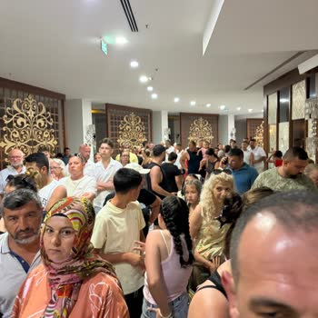 Xafira Deluxe Resort'ta Yetersiz Yemek, Kalabalık Havuz Ve Temizlik Sorunları