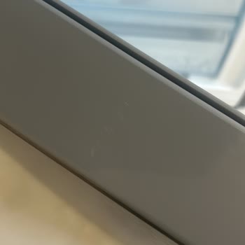 Bosch Buzdolabı Ve Çamaşır Makinesinde Montajda Çizik Ve Boya Kalkanı Değişim Talebi