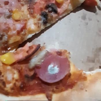 Domino's Pizza Küflü, Bozuk Malzeme Kullanımı