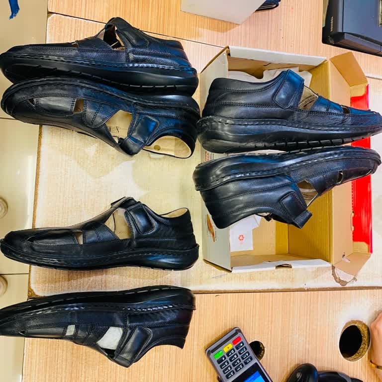 FLO Mağazasındaki Sandalette Dikiş Hatası Nedeniyle 1.999,99 TL İade Talebi