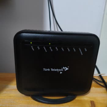 Sabit İnternet Bağlantısında Çözülmeyen Kesinti Ve Açık Kablo Güvenlik Riski