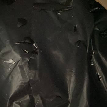 Teslim Edilen Vazo Kırık Çıktı, Müşteri Hizmetlerinden Cevap Gelmedi