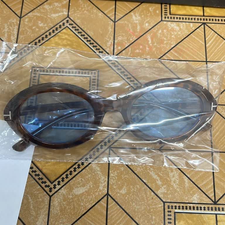 @Blackglasses Yanlış Ürün Geldiğini, İade veya Doğru Ürünle Değişim Talep Ettiğimi İlettim