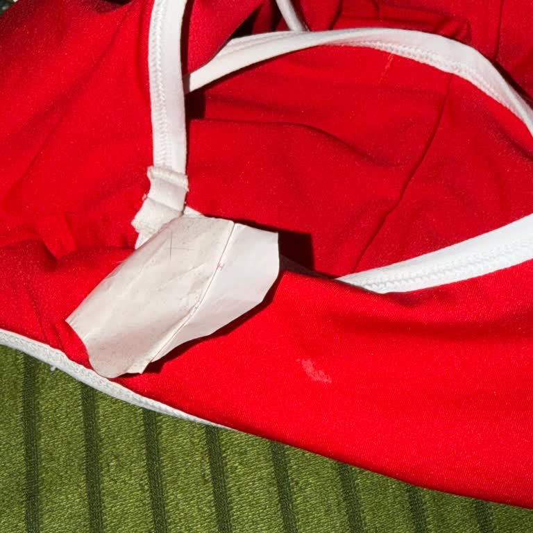 Kullanılmış Görünen Bikini Altı İçin Hijyen Ve Güven İhlali