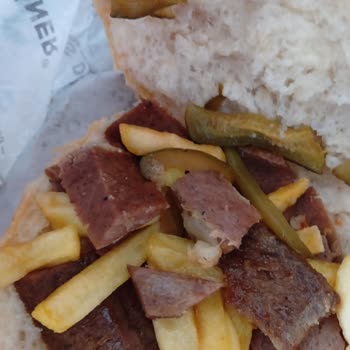 Sözde Tombik Döner Gerçekte Kalın Ve Mide Ağrısına Neden Oldu