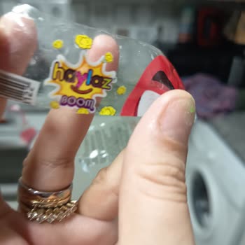 Haribo Sürpriz Yumurta’da Cam Parçaları Bulundu, Çocuk Güvenliği Tehlikede