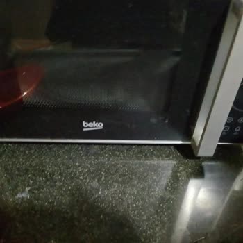 Mikrodalga Fırın İçindeki Sararma Ve Servis Yanıtı Gelmemesi