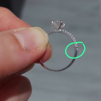 Altın Oval Tektaş Yüzüğümde Taşların Düşmesi Ve Hızlı Çözüm Talebi