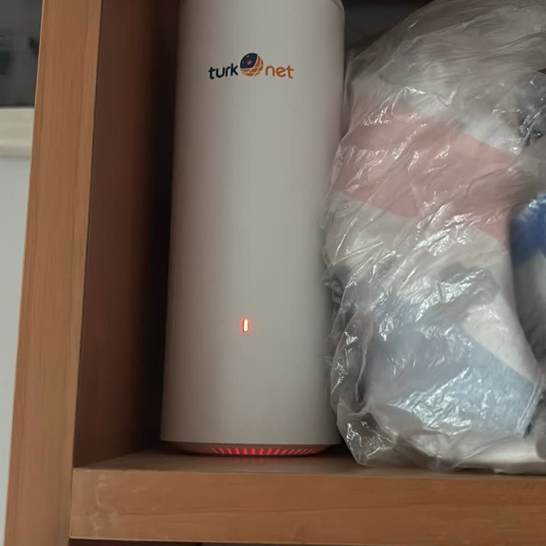 11 Saatlik TurkNet İnternet Kesintisi Ve Mobil Veri Masrafı Nedeniyle İade Talebi