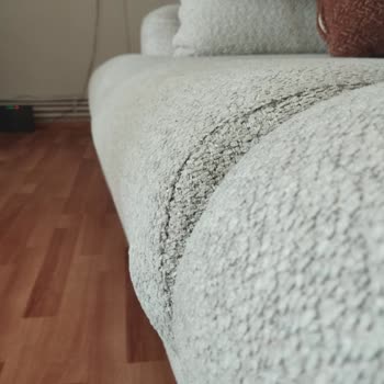 Koltuk Takımının Süngerleri Hızla Sarktı Ve Leke Tutuyor, Değişim Ya Da İade Talebi