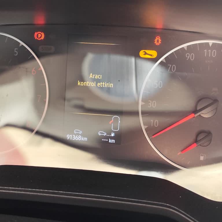 Renault Clio Joy’da Marş Sorunu Ve Aracı Kontrol Ettirin Uyarısı