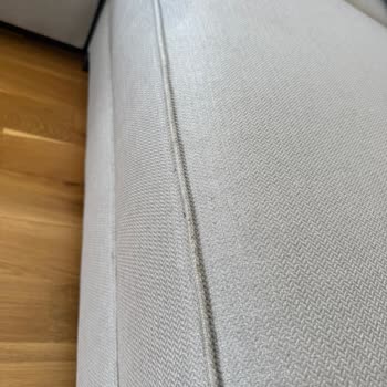 Teslimat Esnasında Lekeli Köşe Takımı Ve Yetersiz Çözüm Talebi